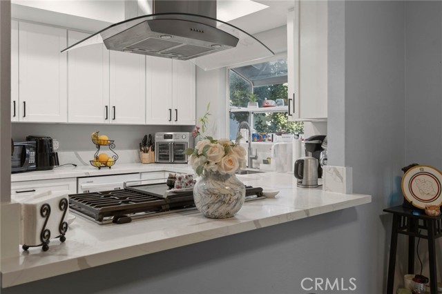 Detail Gallery Image 11 of 27 For 9429 Burnet Ave #5,  North Hills,  CA 91343 - 3 Beds | 2 Baths