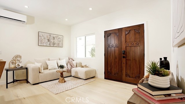 17698 Locust Street, Fountain Valley CA: https://media.crmls.org/medias/57751858-aaef-44ff-aef4-4199719c7868.jpg