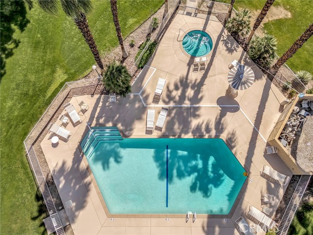 Detail Gallery Image 2 of 61 For 72355 Roxbury Dr, Rancho Mirage,  CA 92270 - 3 Beds | 3 Baths