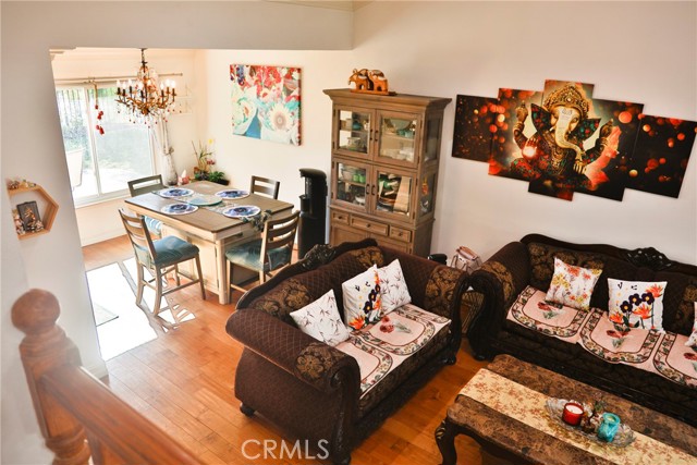 Detail Gallery Image 5 of 31 For 1129 Heatherview, Oak Park,  CA 91377 - 3 Beds | 2/1 Baths