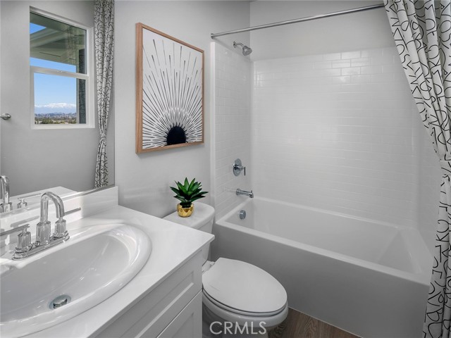 Detail Gallery Image 6 of 17 For 1458 Stratus Dr, Pomona,  CA 91768 - 3 Beds | 3/1 Baths