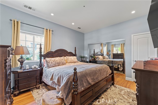34037 Agua Dulce Canyon Road, Agua Dulce CA: https://media.crmls.org/medias/57762026-2d06-435b-beec-7ffed1cc8f6a.jpg