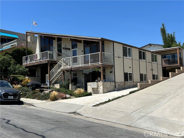 252 Avenida Lobeiro, San Clemente CA: https://media.crmls.org/medias/5778a0f7-33e9-42a2-9976-a0271fa62056.jpg