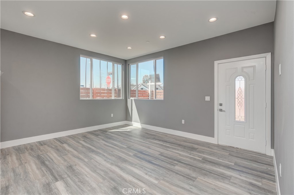 MLS #SB25170693 img 10