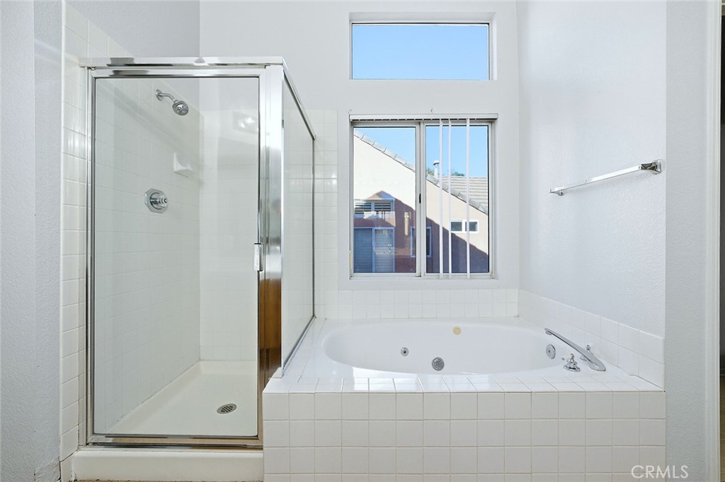 MLS #IV25270729 image #27