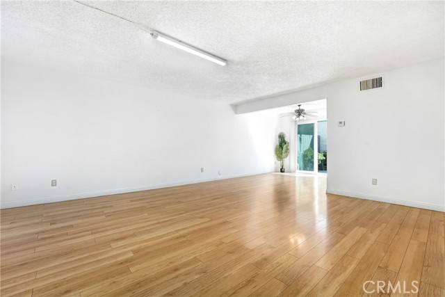 9531 Sepulveda blvd, 3 photo 18