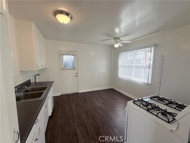 Detail Gallery Image 5 of 19 For 24638 Eshelman #1/4,  Lomita,  CA 90717 - 2 Beds | 1 Baths