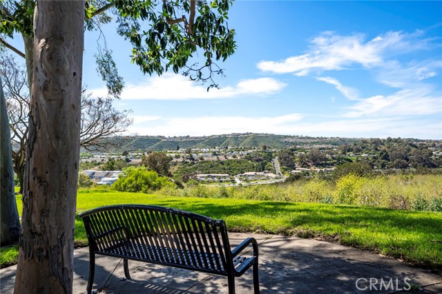 Image 59 of 63 For 3 Taylor Place