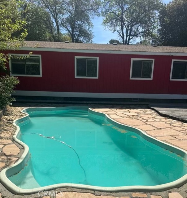 4047 Foothill Drive, Lucerne CA: https://media.crmls.org/medias/577a090b-5cf0-416f-8967-9769a0d3076a.jpg