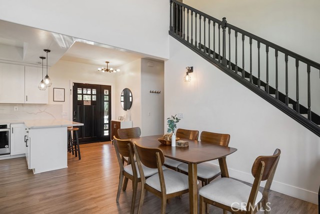 Detail Gallery Image 11 of 33 For 1498 Deer Way, Lake Arrowhead,  CA 92352 - 3 Beds | 2 Baths