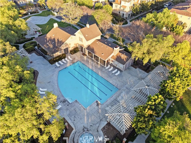 Detail Gallery Image 25 of 28 For 155 Zephyr Run, Tustin,  CA 92782 - 3 Beds | 3/1 Baths