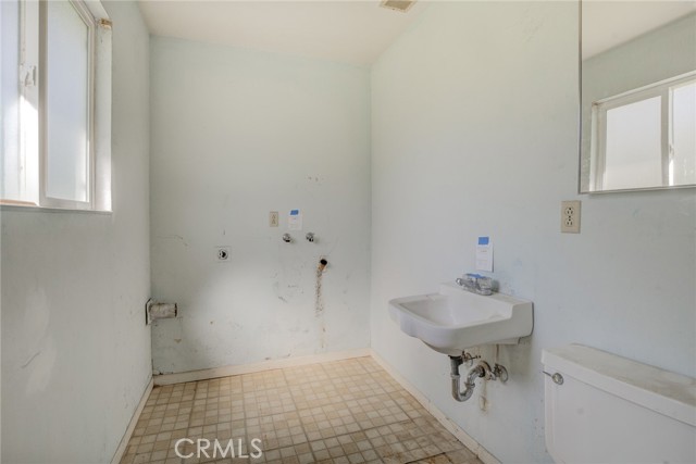 Detail Gallery Image 12 of 24 For 22047 Palermo Ave, Red Bluff,  CA 96080 - 3 Beds | 1/1 Baths
