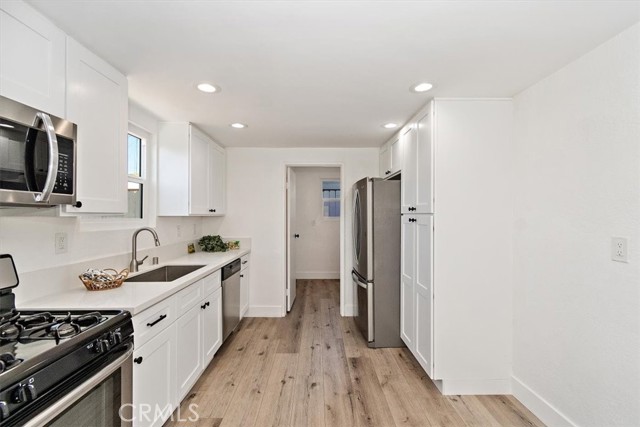 4543 W 168th Street, Lawndale CA: https://media.crmls.org/medias/577b46e3-ac17-404e-a262-5c30353e090c.jpg
