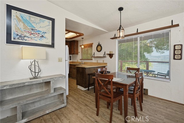 Detail Gallery Image 6 of 22 For 11664 Lakeview Dr, Clearlake Oaks,  CA 95423 - 2 Beds | 1/1 Baths