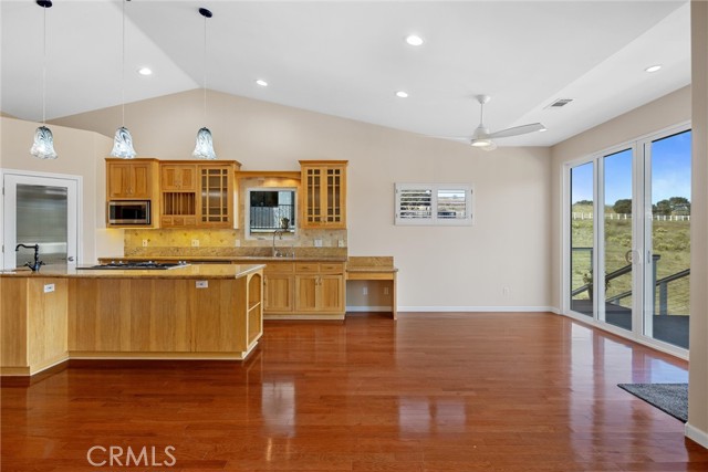 Detail Gallery Image 21 of 74 For 828 Robin Cir, Arroyo Grande,  CA 93420 - 3 Beds | 3/1 Baths