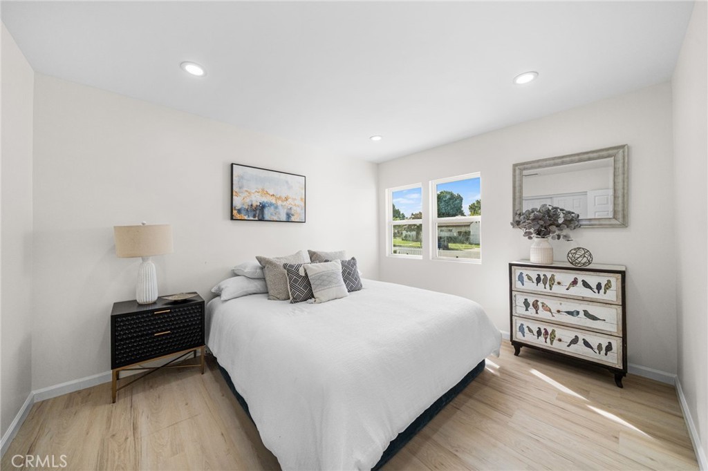 MLS #OC25259566 image #14