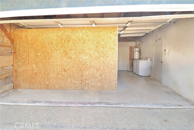 16459 Bunnell Avenue, Victorville CA: https://media.crmls.org/medias/57806f44-1a22-4fd3-8716-cd5b9274c66a.jpg