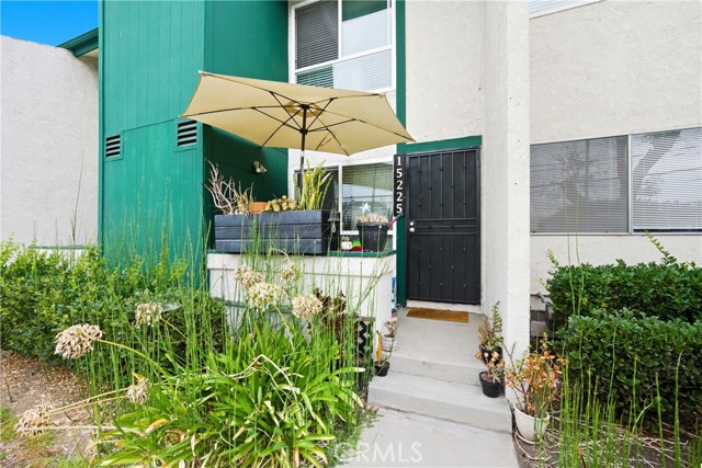 15225 Santa Gertrudes Avenue, La Mirada CA: https://media.crmls.org/medias/57815a3b-7de1-4c39-9ee3-ad8f501a61f0.jpg