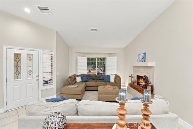 74098 Scholar E, Palm Desert, CA 92211