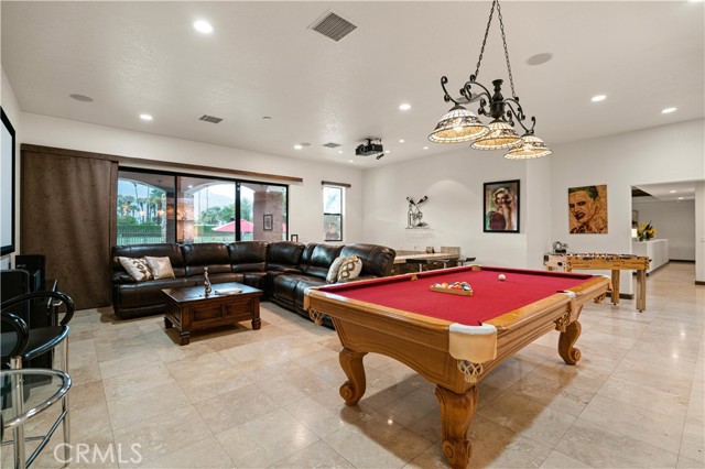 Detail Gallery Image 15 of 42 For 2081 S Bobolink Ln, Palm Springs,  CA 92264 - 5 Beds | 5 Baths