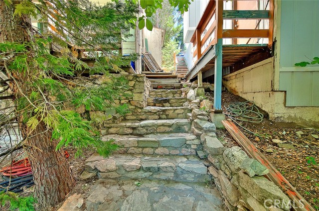 680 Buckingham, Lake Arrowhead, CA 92385