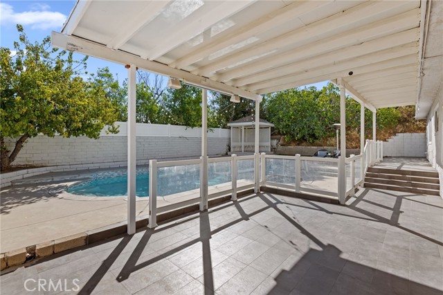 Detail Gallery Image 28 of 29 For 12724 Byron Ave, Granada Hills,  CA 91344 - 4 Beds | 2 Baths