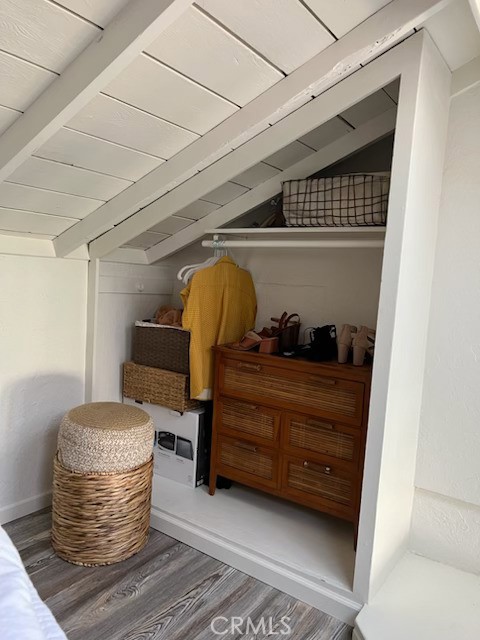 5901 E Ocean Boulevard, Long Beach CA: https://media.crmls.org/medias/5783a340-d02e-48cc-90c1-f0c004c833fb.jpg