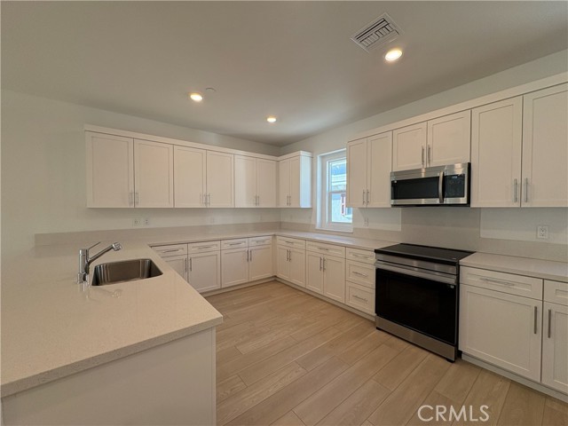 Detail Gallery Image 6 of 28 For 2540 Everly St, El Monte,  CA 91733 - 4 Beds | 3/1 Baths