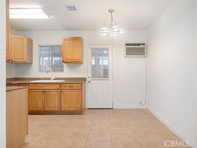 Detail Gallery Image 27 of 36 For 5020 Topanga Canyon, Woodland Hills,  CA 91364 - 2 Beds | 1 Baths