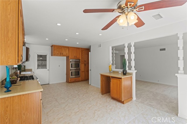 Detail Gallery Image 18 of 59 For 1736 Outpost Dr, Corona,  CA 92882 - 4 Beds | 2 Baths