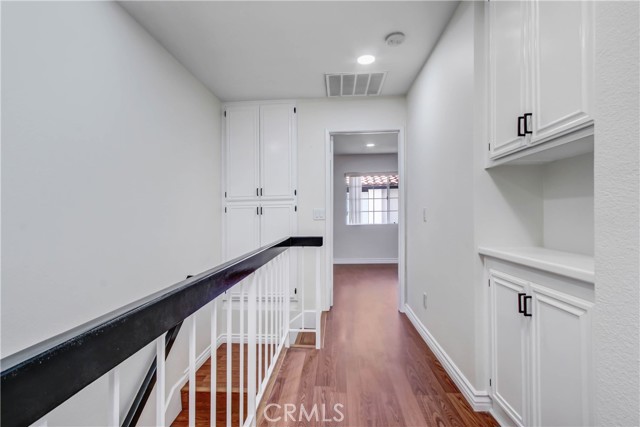 5606 Las Virgenes Road, Calabasas CA: https://media.crmls.org/medias/5785c69e-ca71-486e-87f7-99441c07b211.jpg