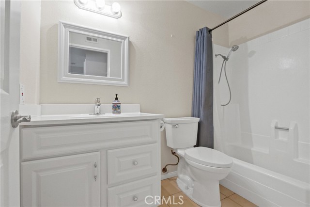 Image 16 of 27 For 6443 Olive Branch Lane 11