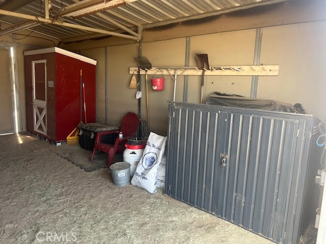 19821 Danielle Way, Apple Valley CA: https://media.crmls.org/medias/57867cea-b1a0-4254-8cb7-2bd7f4cf1ecf.jpg