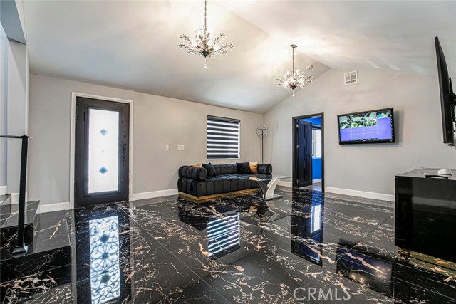 17800 Raymer Street, Sherwood Forest CA: https://media.crmls.org/medias/578767d2-5042-4729-aad1-c8cd8ba95109.jpg