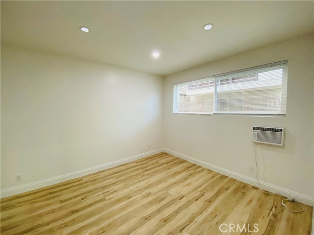 Detail Gallery Image 12 of 18 For 1114 6th St #4,  Santa Monica,  CA 90403 - 2 Beds | 2 Baths