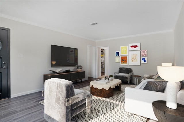 Detail Gallery Image 2 of 26 For 7635 Fallbrook Ave, West Hills,  CA 91304 - 4 Beds | 3 Baths