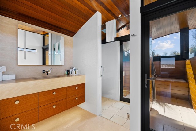 Detail Gallery Image 19 of 32 For 1509 E Bay Ave, Newport Beach,  CA 92661 - 4 Beds | 4/1 Baths