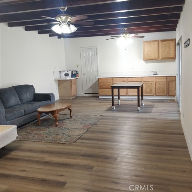 19144 Erwin Street, Tarzana (los Angeles), CA, 91335 19144 Erwin Street, Tarzana (los Angeles), CA, 91335