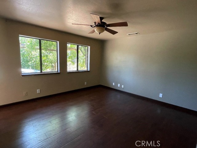 Bedroom w 3/4 bath