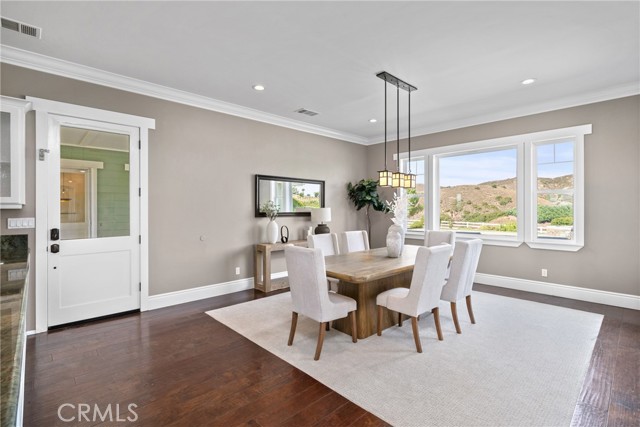 Detail Gallery Image 10 of 38 For 40445 Sierra Maria Rd, Murrieta,  CA 92562 - 8 Beds | 6/1 Baths