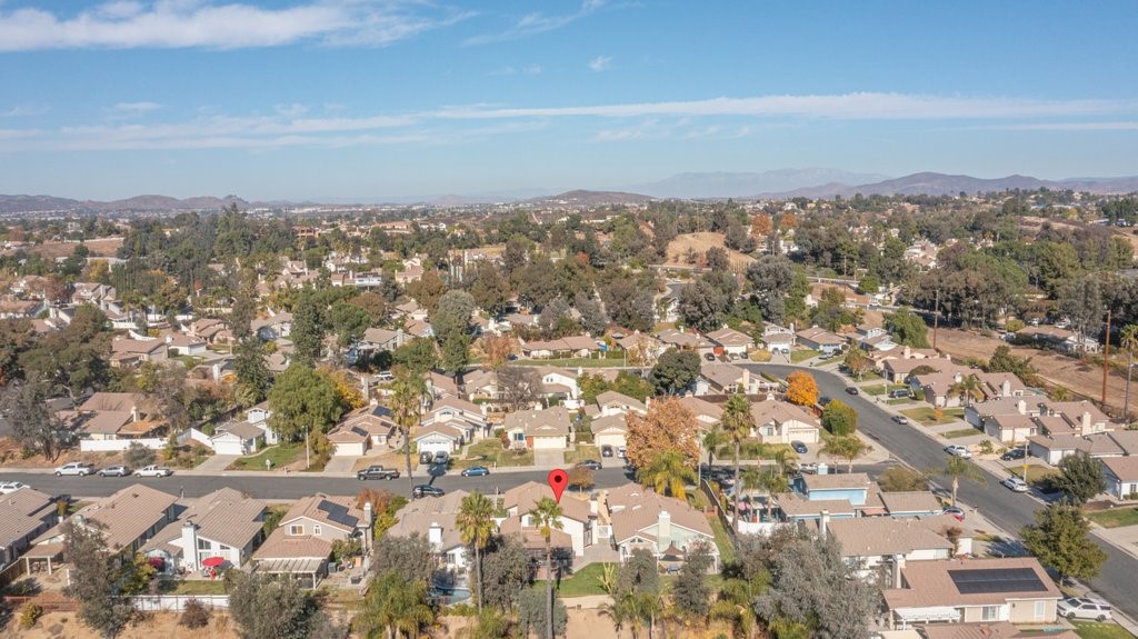 Detail Gallery Image 46 of 48 For 30605 Hollyberry Ln, Temecula,  CA 92591 - 4 Beds | 2 Baths