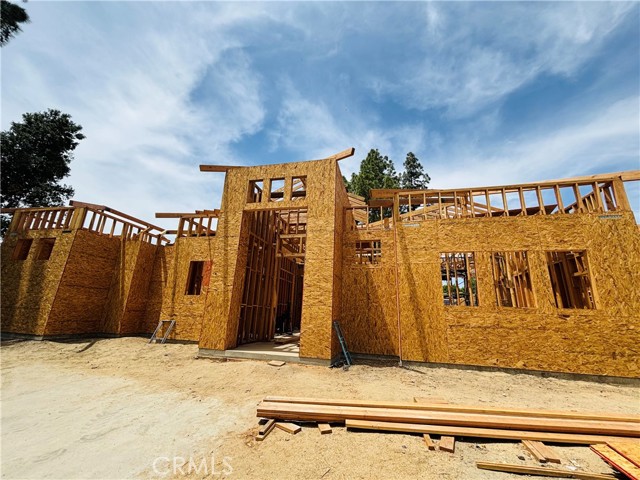 1629 N Palm Avenue, Upland CA: https://media.crmls.org/medias/578cad63-ab5d-4653-81c4-83fac362a730.jpg