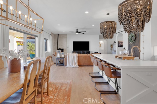 Detail Gallery Image 11 of 71 For 8357 Macron, Oak Hills,  CA 92344 - 4 Beds | 3 Baths