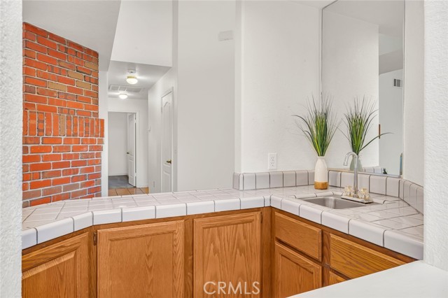 Detail Gallery Image 28 of 71 For 934 Neal St, Los Banos,  CA 93635 - 4 Beds | 2 Baths