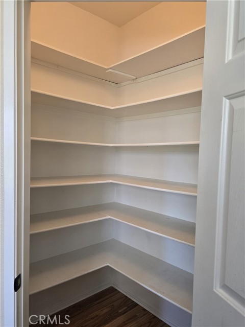 Detail Gallery Image 10 of 23 For 41342 Pine Tree Cir, Temecula,  CA 92591 - 3 Beds | 2 Baths
