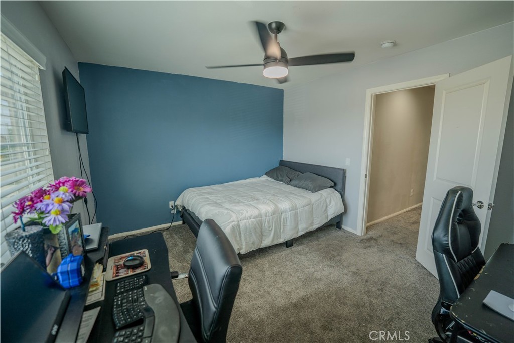 https://media.crmls.org/medias/578f99c2-fd00-42f2-87d9-0d377172497a.jpg?preset=X-Large