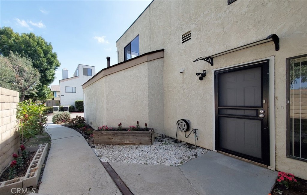 MLS #OC25231492 image #44