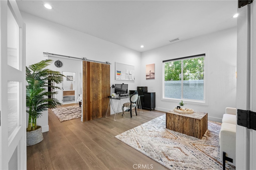 MLS #OC25238020 image #12