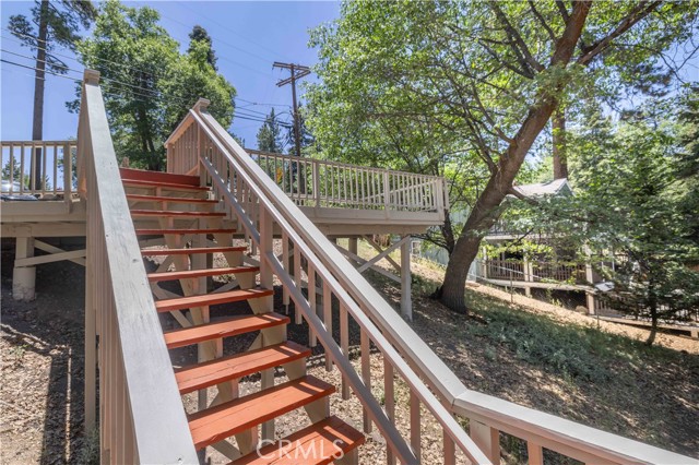 43133 Moonridge Rd, Big Bear CA: https://media.crmls.org/medias/57909b81-83da-4a45-89cc-5347185c9792.jpg