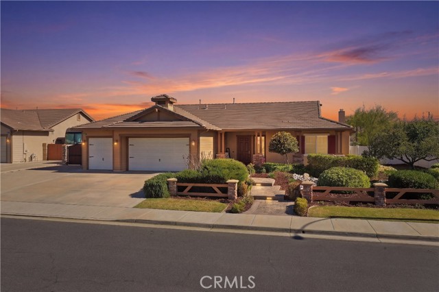 Detail Gallery Image 2 of 43 For 41732 Mesquite Ln, Murrieta,  CA 92562 - 4 Beds | 2/1 Baths